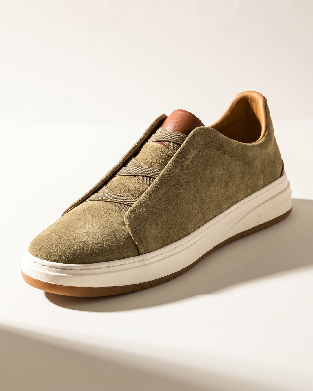 Corsair Suede Sneaker