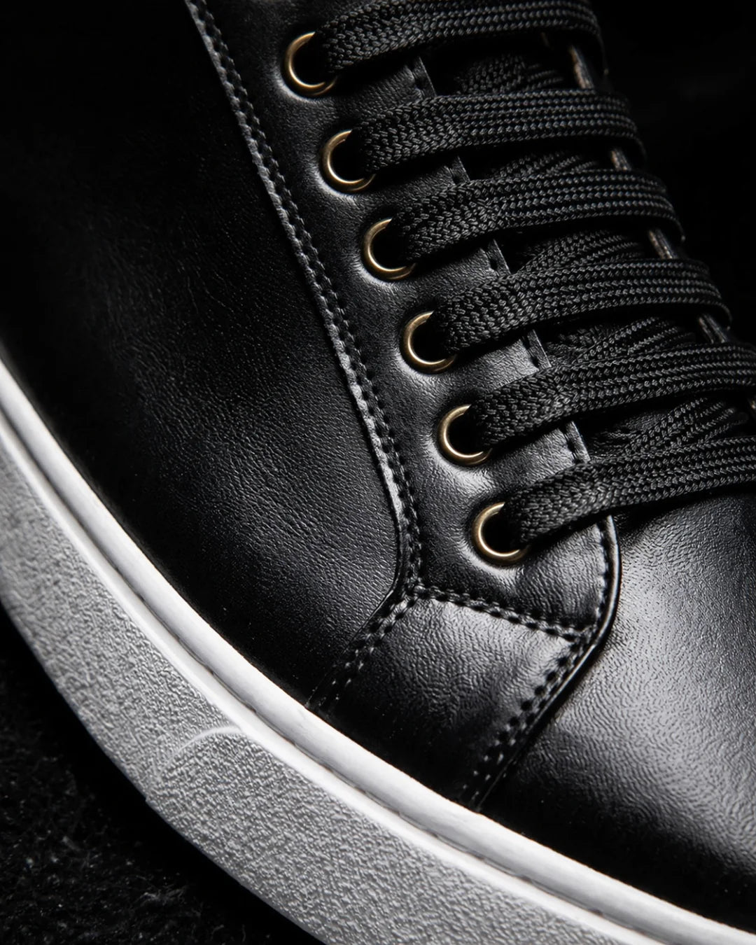 Walton Leather Sneaker