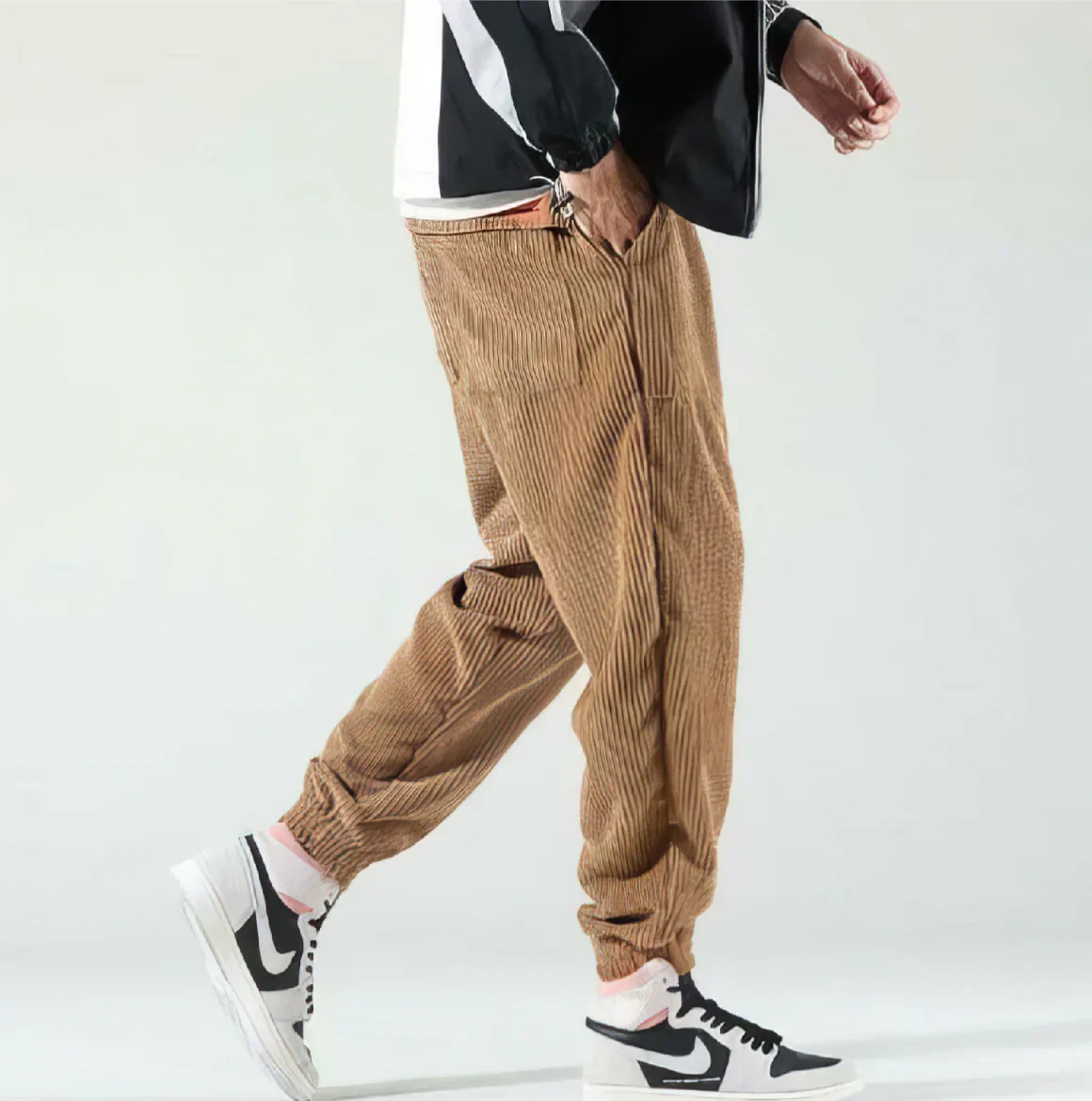 Sutton Men’s Corduroy Jogger Pants