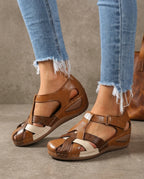 Priya Women's Closed Toe Strappy Buckle Flat Sandals