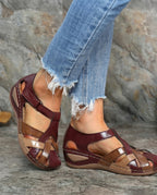 Priya Women's Closed Toe Strappy Buckle Flat Sandals