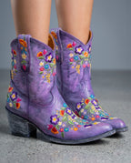 Waverly Women's Embroidered Cowboy Boots